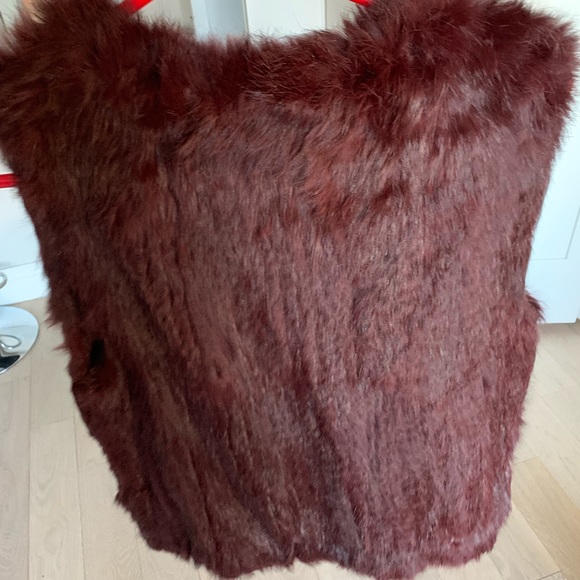 525 Real Rabbit Vest - Picture 2 of 2